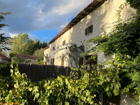 L'arrière du gîte TiBarny